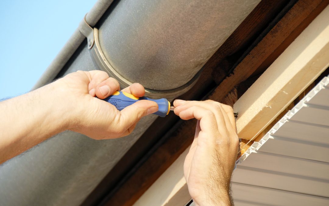Find Out How a Gutter Repair Contractor Glenview Village Can Protect Your Home